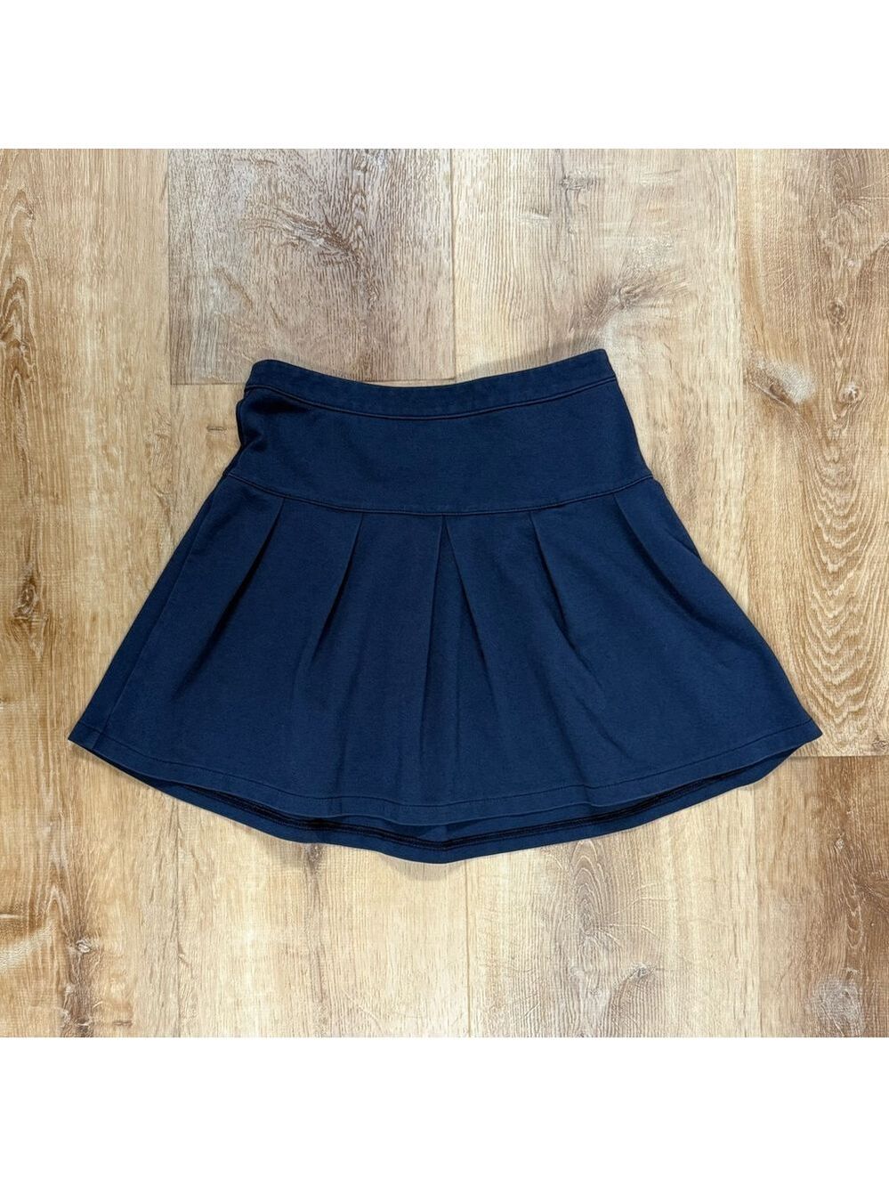 GAP Kids Uniform Pleated Skirt in True Indigo Girls’ Size 8 - Picture 2 of 5